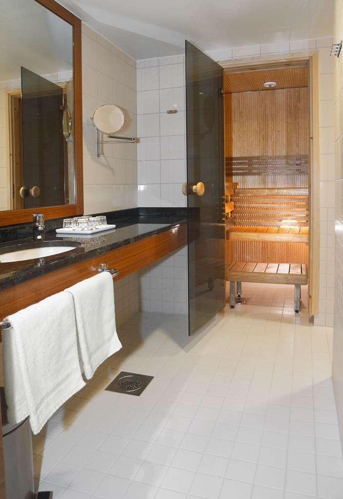 Hotel Oscar Varkaus Habitación foto